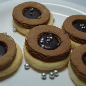 Chocolate Vanilla Biscuits Recipe