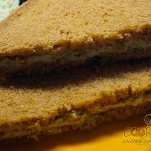 coriander paneer sandwich