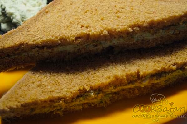 coriander paneer sandwich